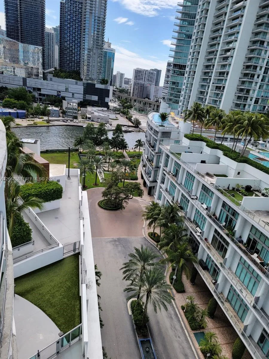 350 S Miami Ave # 1515, Miami, FL 33130 photo 7