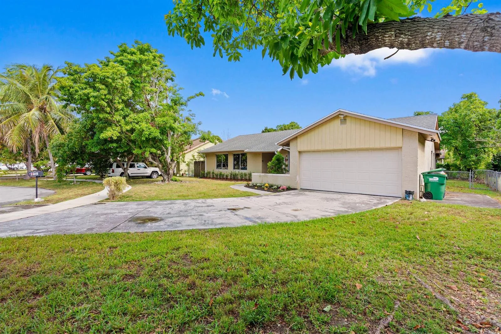 9315 SW 170th Lane, Palmetto Bay, FL 33157 photo 3