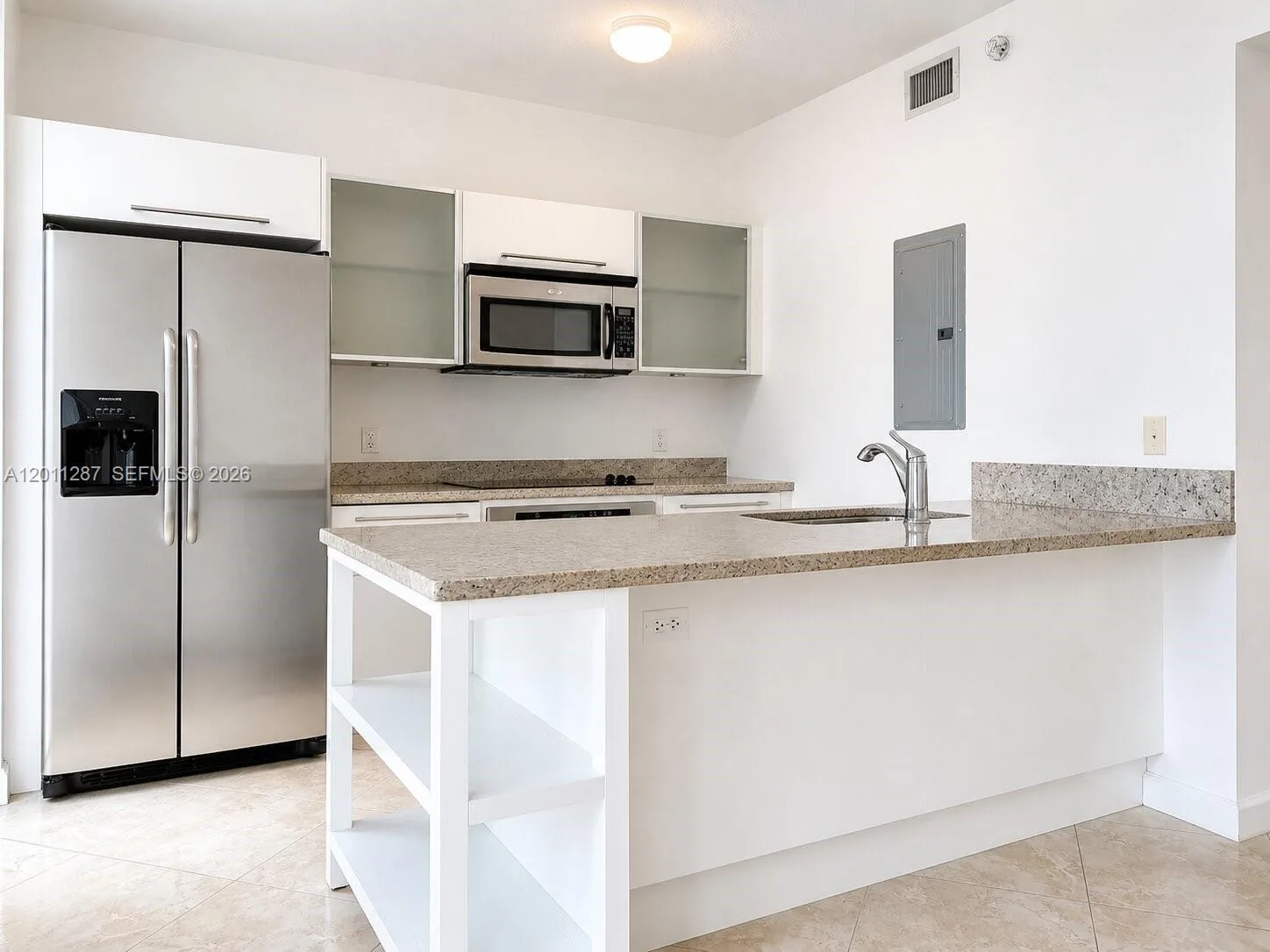 185 SW 7th St # 3800, Miami, FL 33130