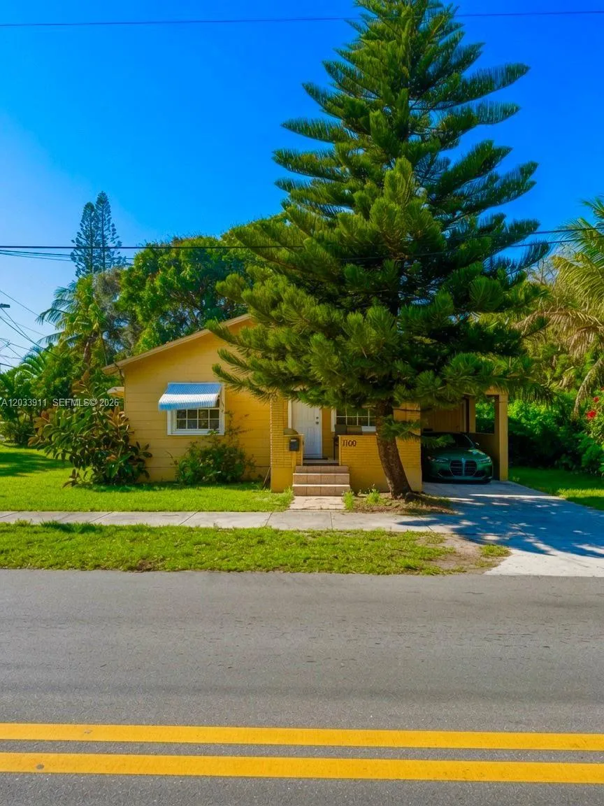 1100 N 24th Ave, Hollywood, FL 33020 photo 2