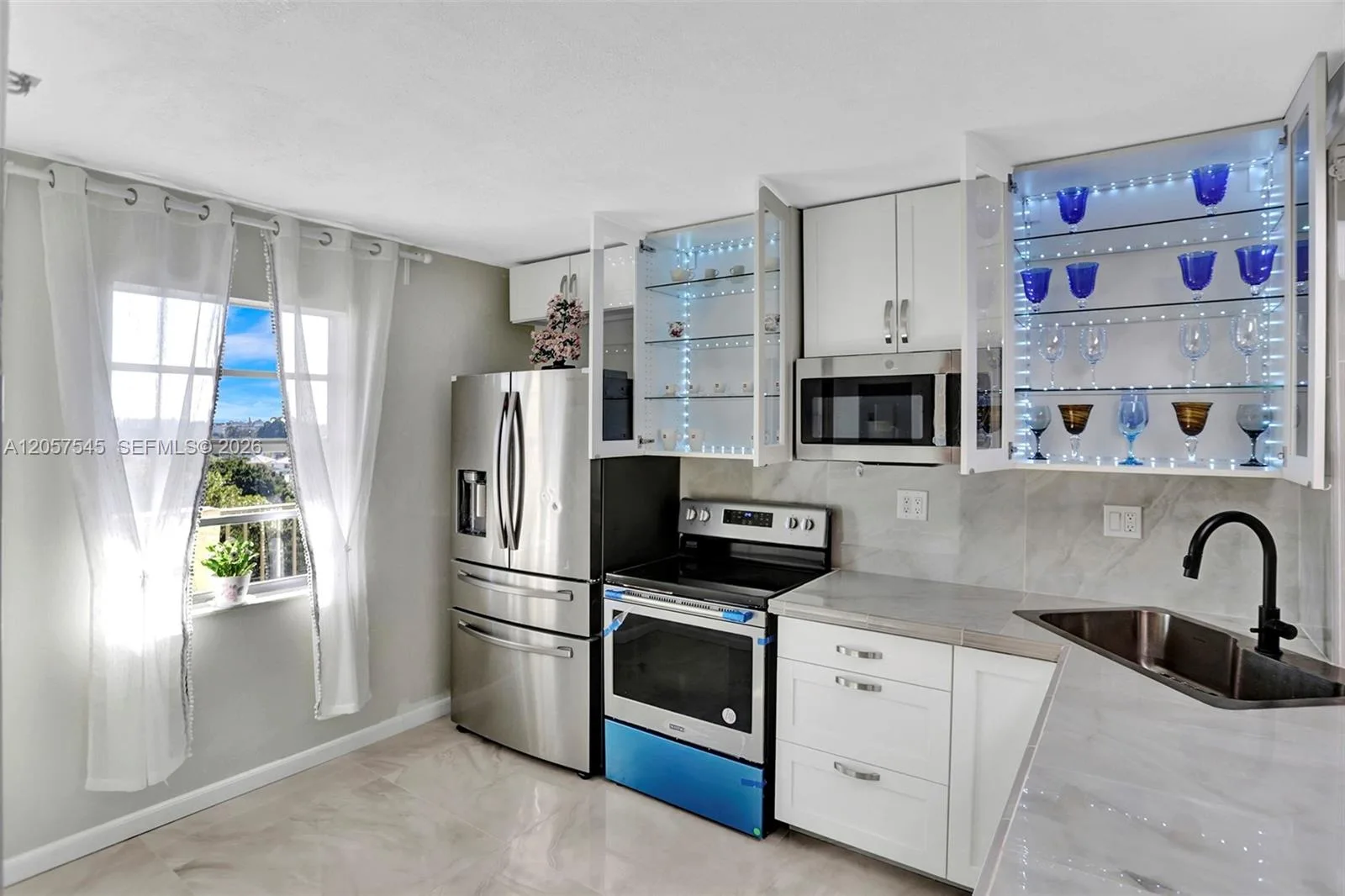 3940 Inverrary Blvd # 703-A, Lauderhill, FL 33319 photo 8