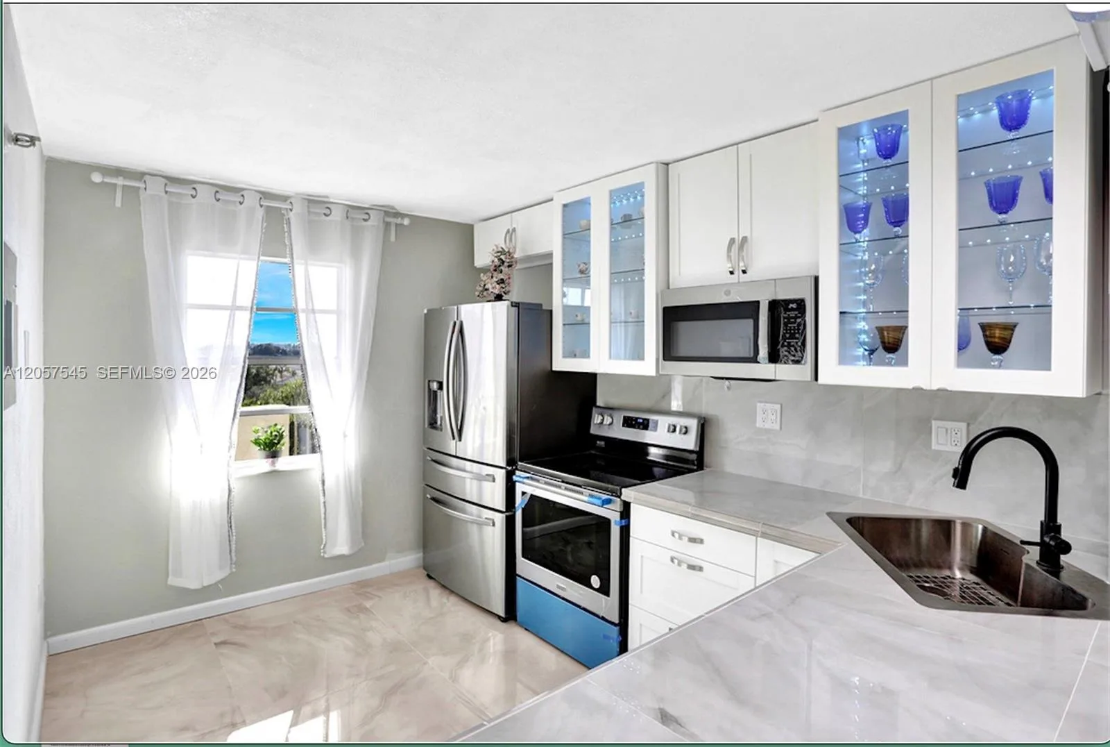 3940 Inverrary Blvd # 703-A, Lauderhill, FL 33319 photo 9