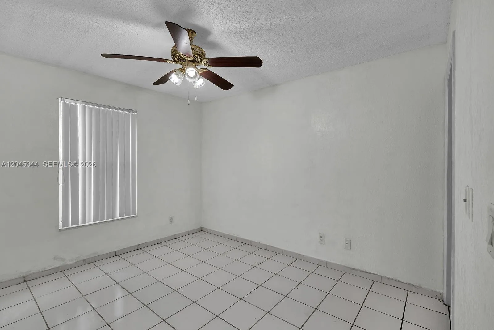 768 SW 9th St, Florida City, FL 33034 photo 4