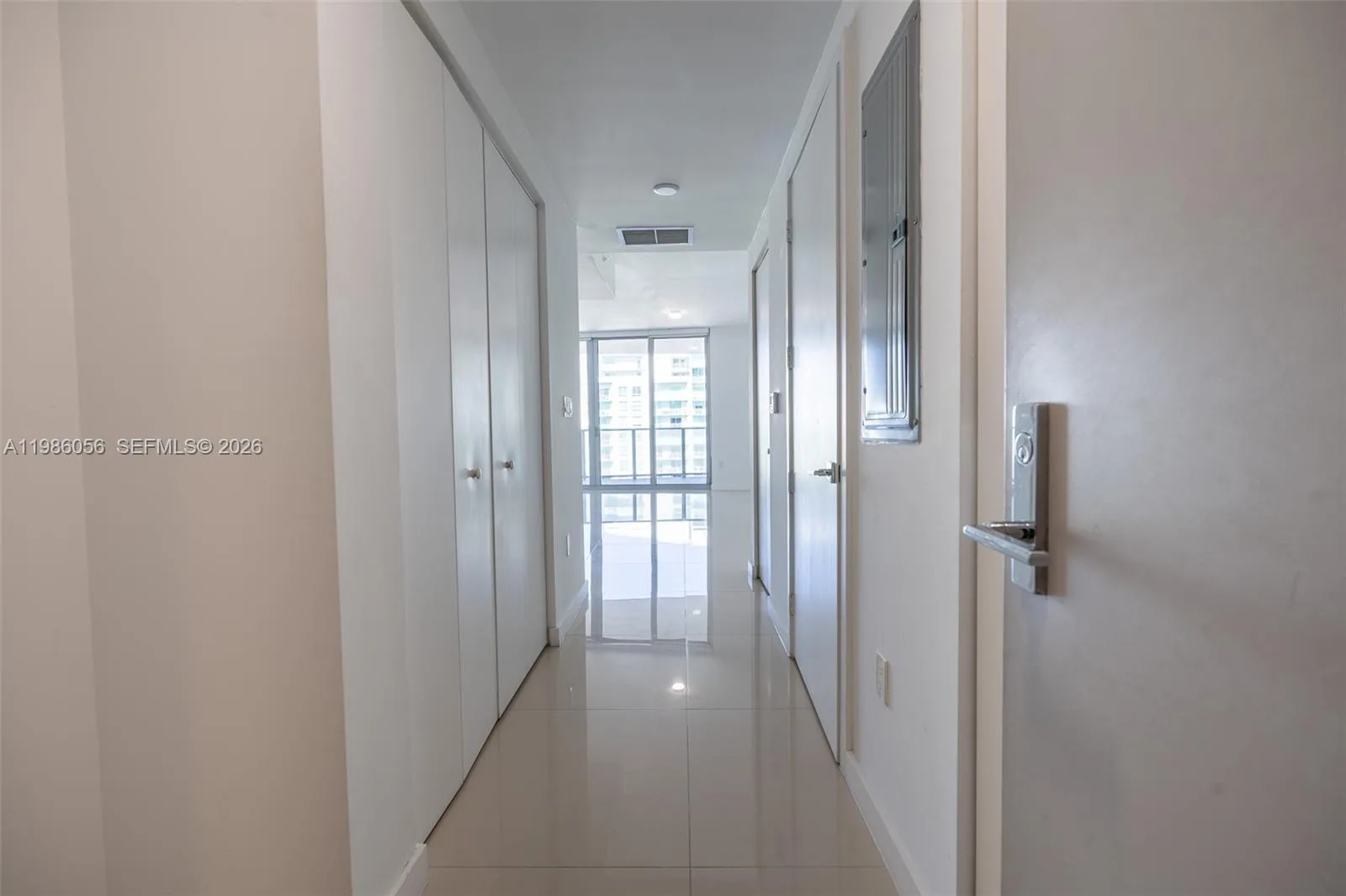 488 NE 18th St # 4605, Miami, FL 33132 photo 3