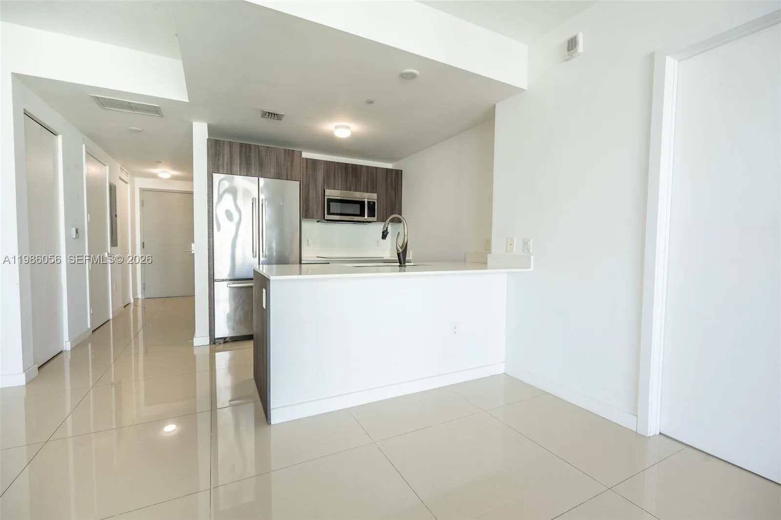 488 NE 18th St # 4605, Miami, FL 33132 photo 9