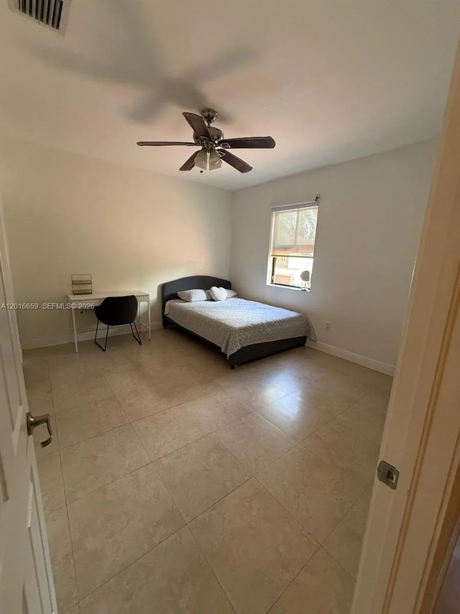 9845 NW 86th Ter, Doral, FL 33178 photo 12