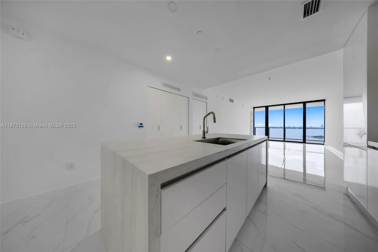 700 NE 24th St # 1706, Miami, FL 33137 photo 13