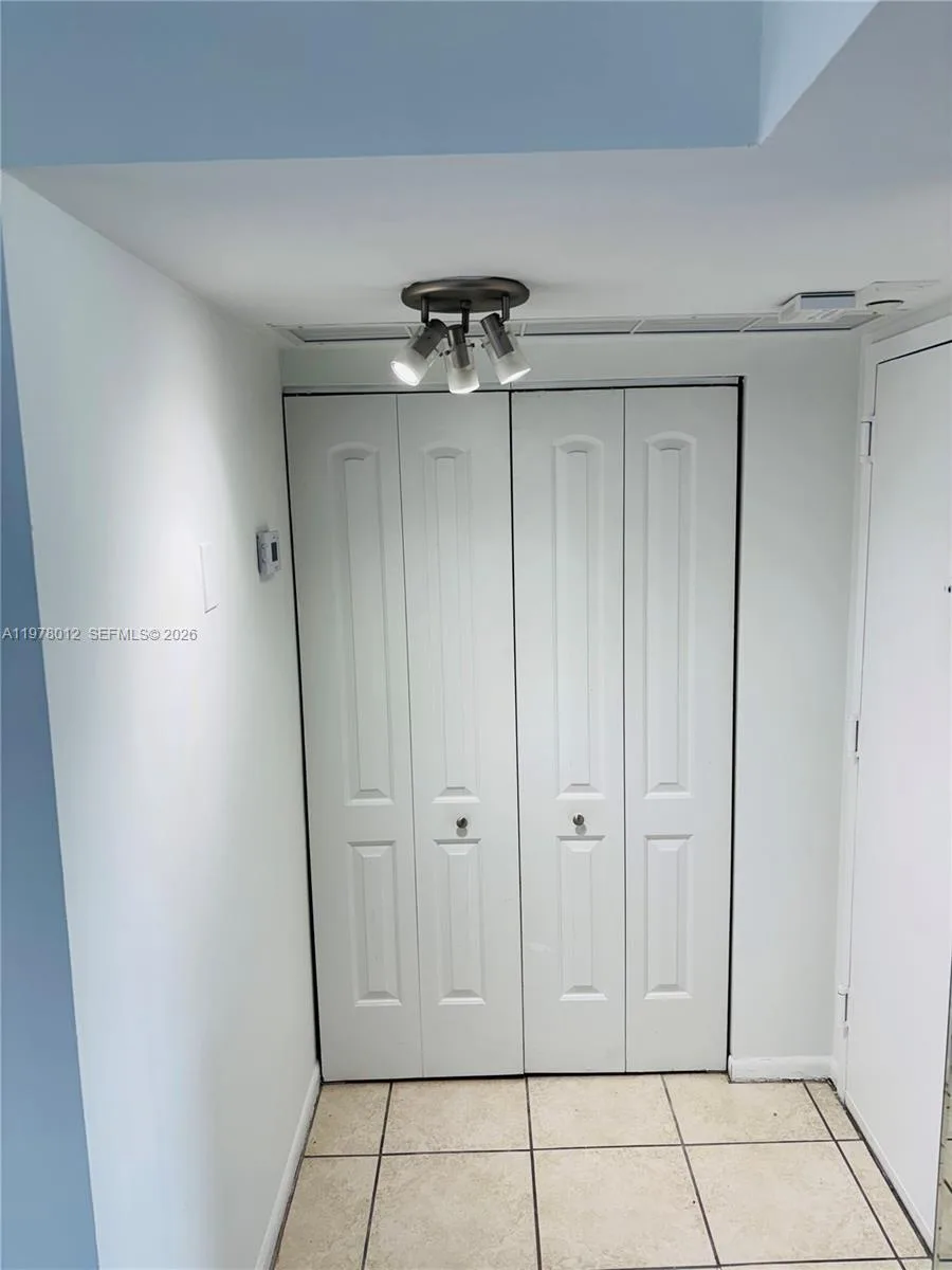 2333 Brickell Ave # 1115, Miami, FL 33129 photo 3