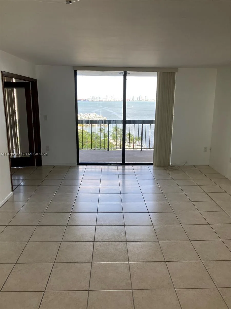2333 Brickell Ave # 1115, Miami, FL 33129 photo 5