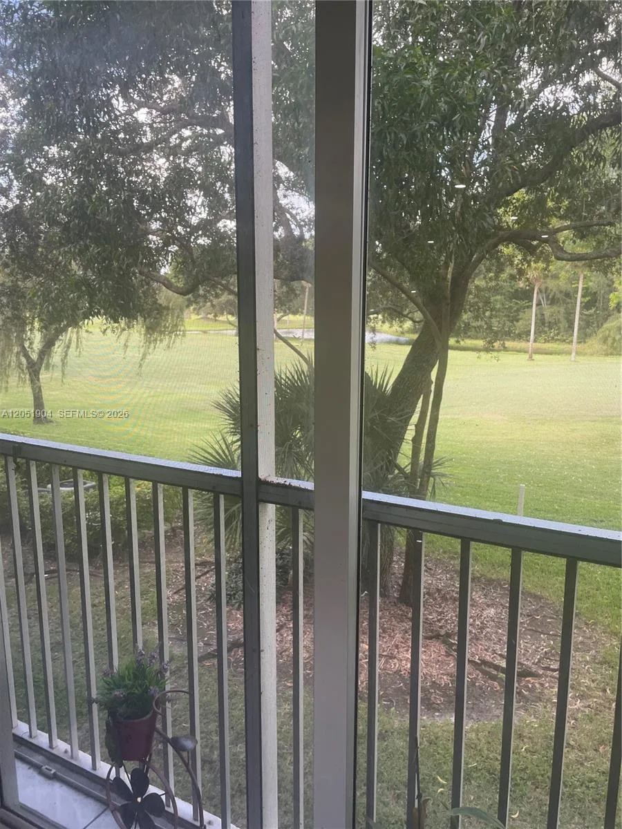 1011 SW 125th Ave # 207M, Pembroke Pines, FL 33027 photo 3