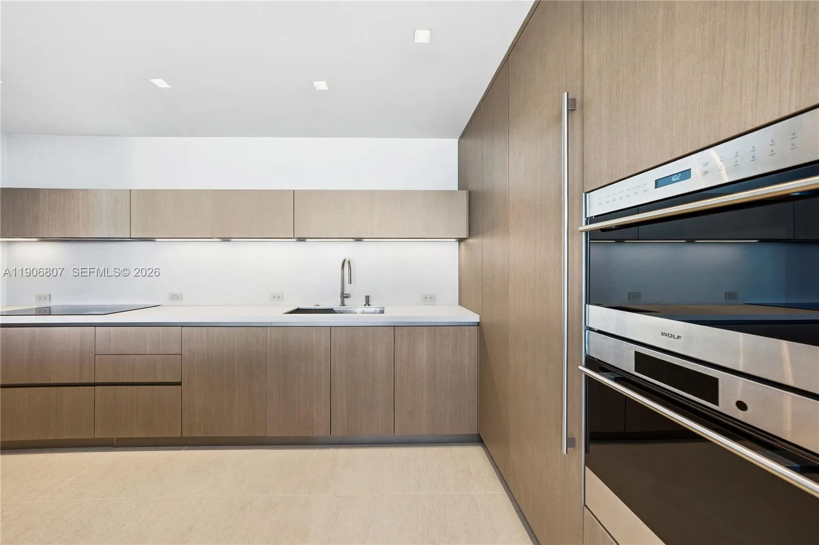 5959 Collins Ave # 907, Miami Beach, FL 33140 photo 12