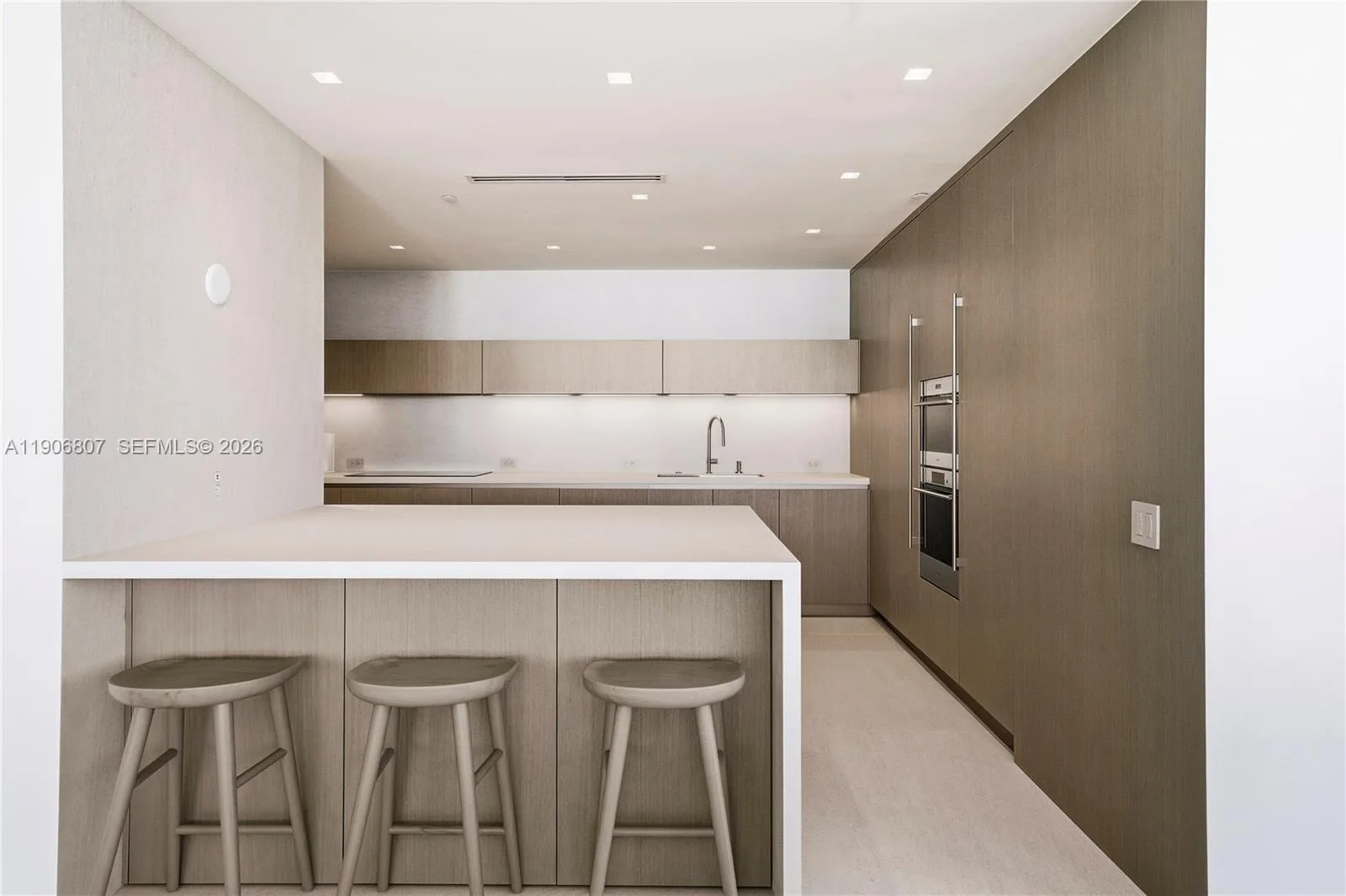 5959 Collins Ave # 907, Miami Beach, FL 33140 photo 9
