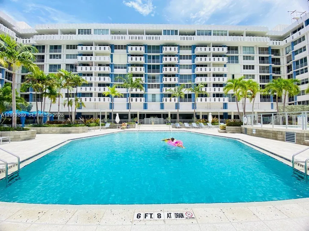 800 West Ave # 905, Miami Beach, FL 33139