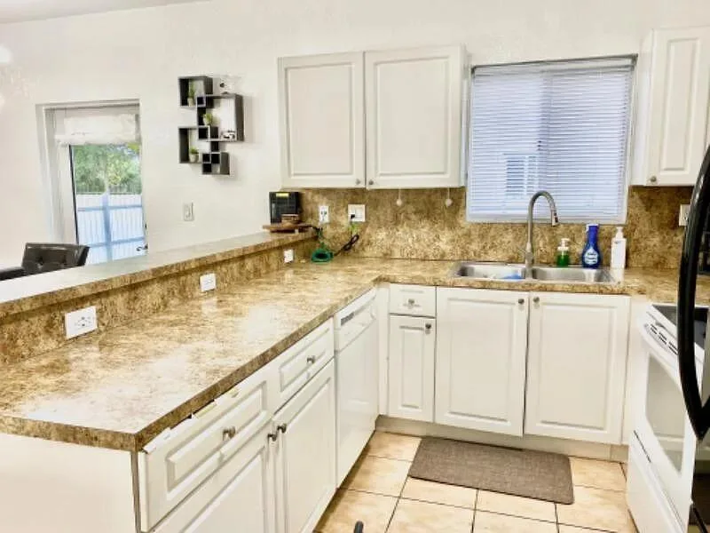 18951 SW 113TH Place, Miami, FL 33157 photo 4