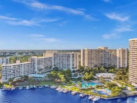 2500 Parkview Drive # 814, Hallandale Beach, FL 33009