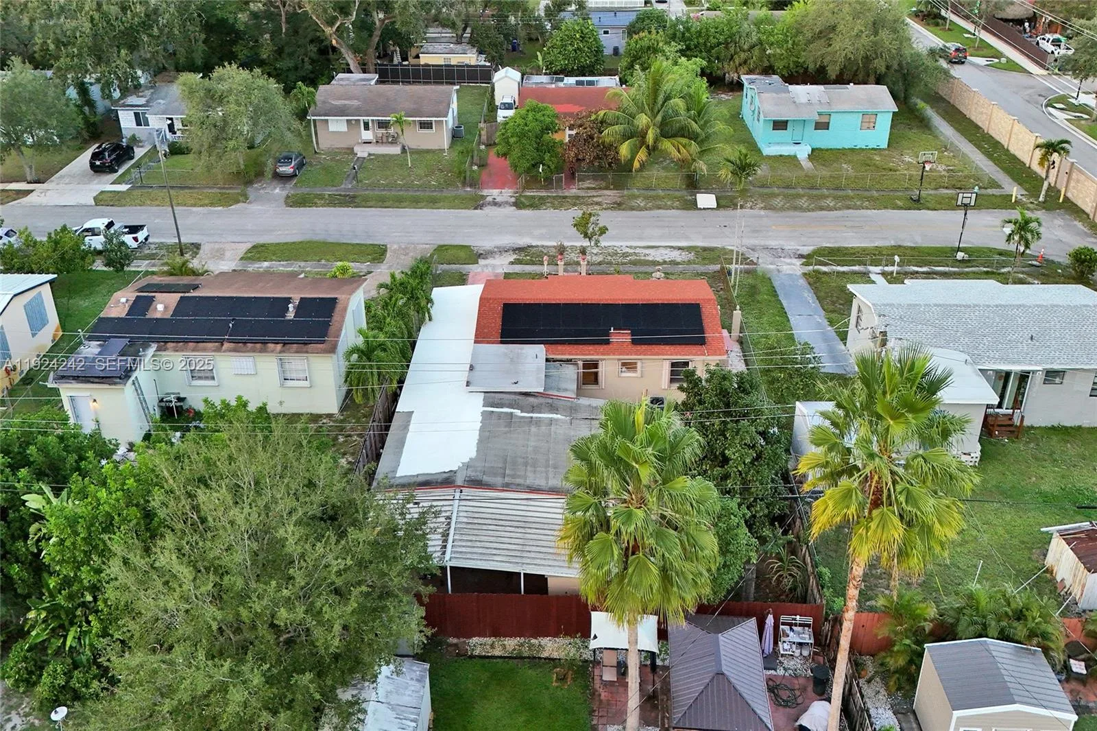 6404 Evans St, Hollywood, FL 33024 photo 7