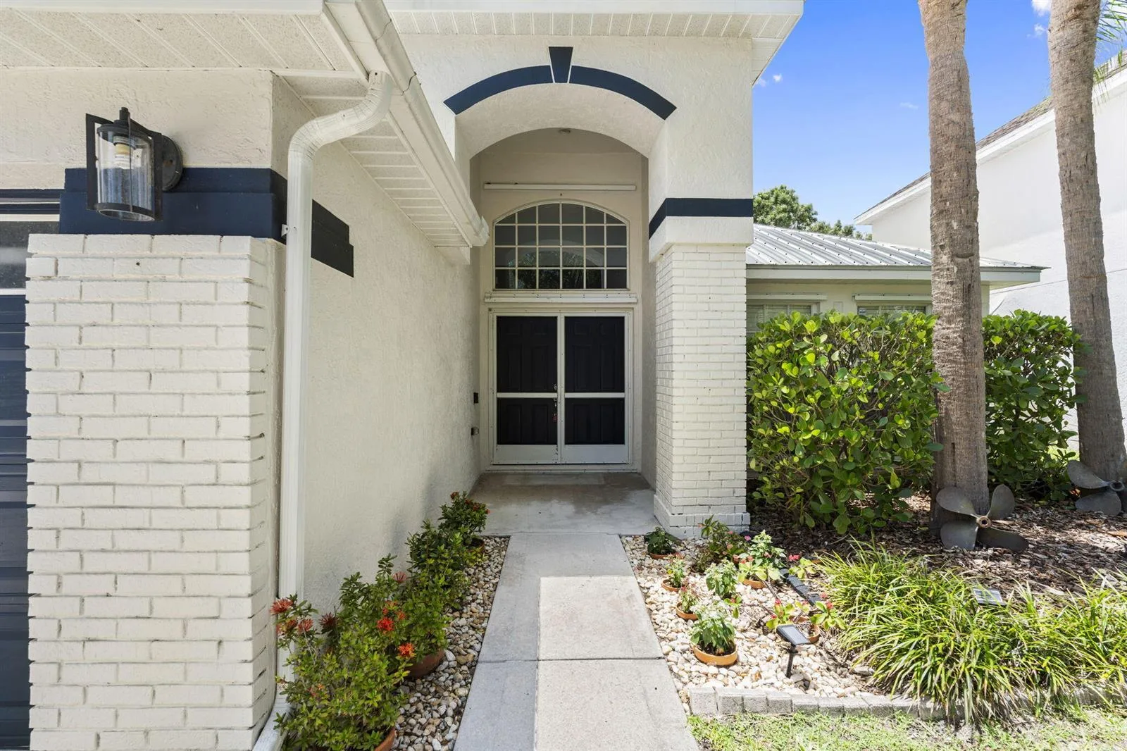 864 NW Waterlily Place, Jensen Beach, FL 34957 photo 2