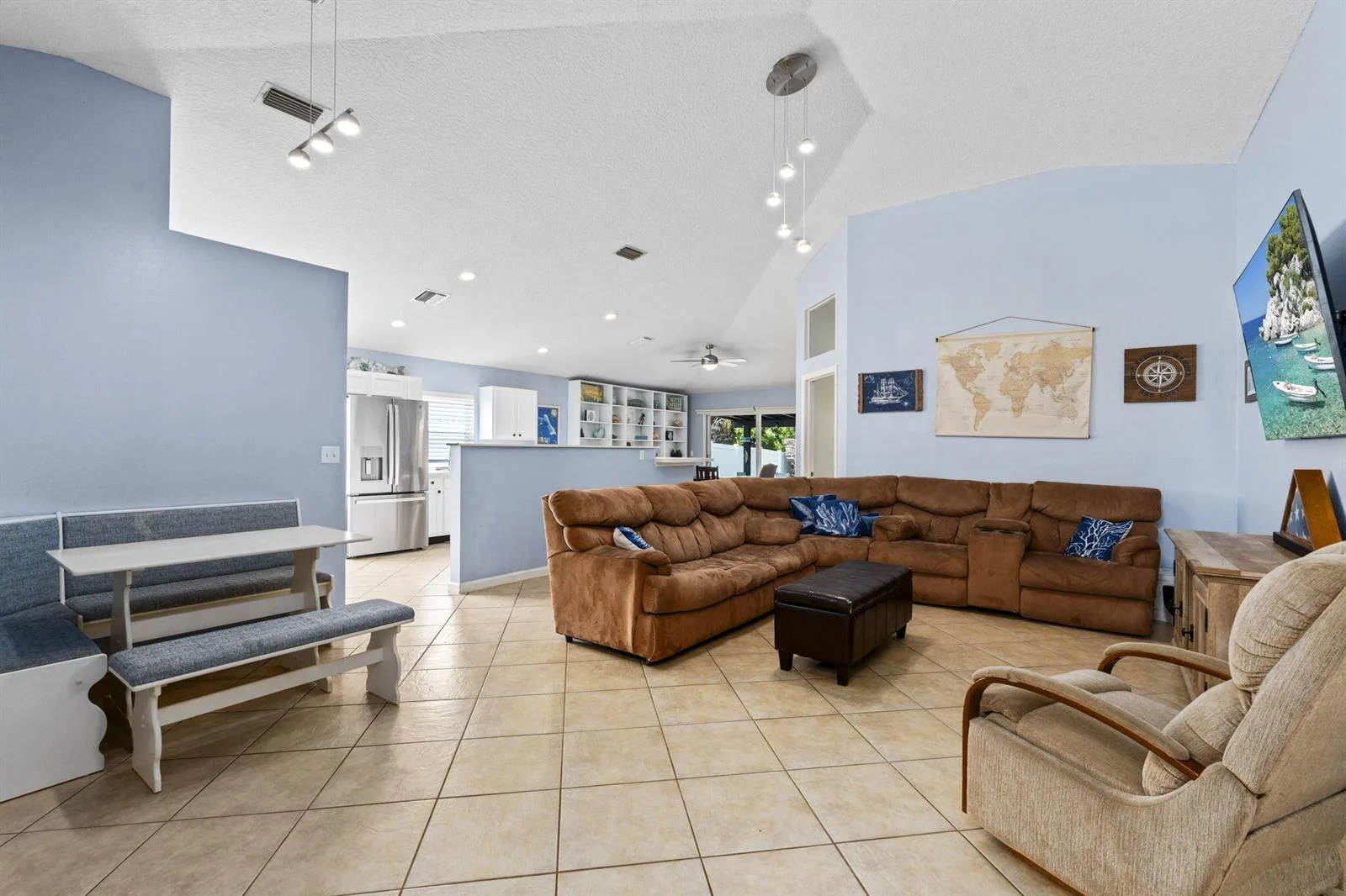864 NW Waterlily Place, Jensen Beach, FL 34957 photo 5