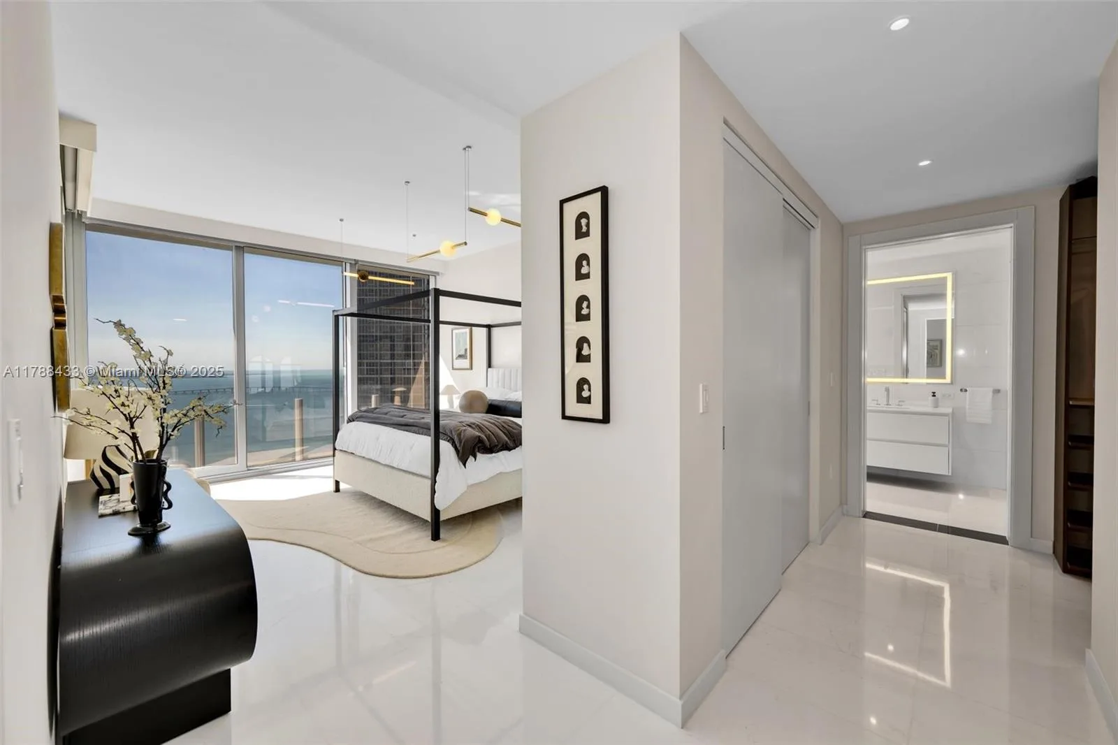 300 Biscayne Blvd Way # 3903, Miami, FL 33131 photo 12