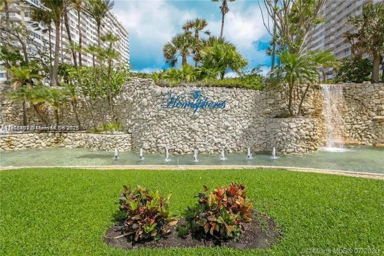 1985 S Ocean Dr # 3L, Hallandale Beach, FL 33009
