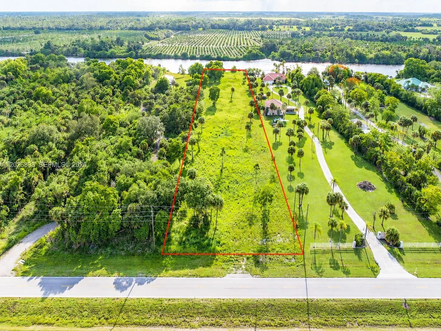5220 Fort Denuad, La Belle, FL 33935