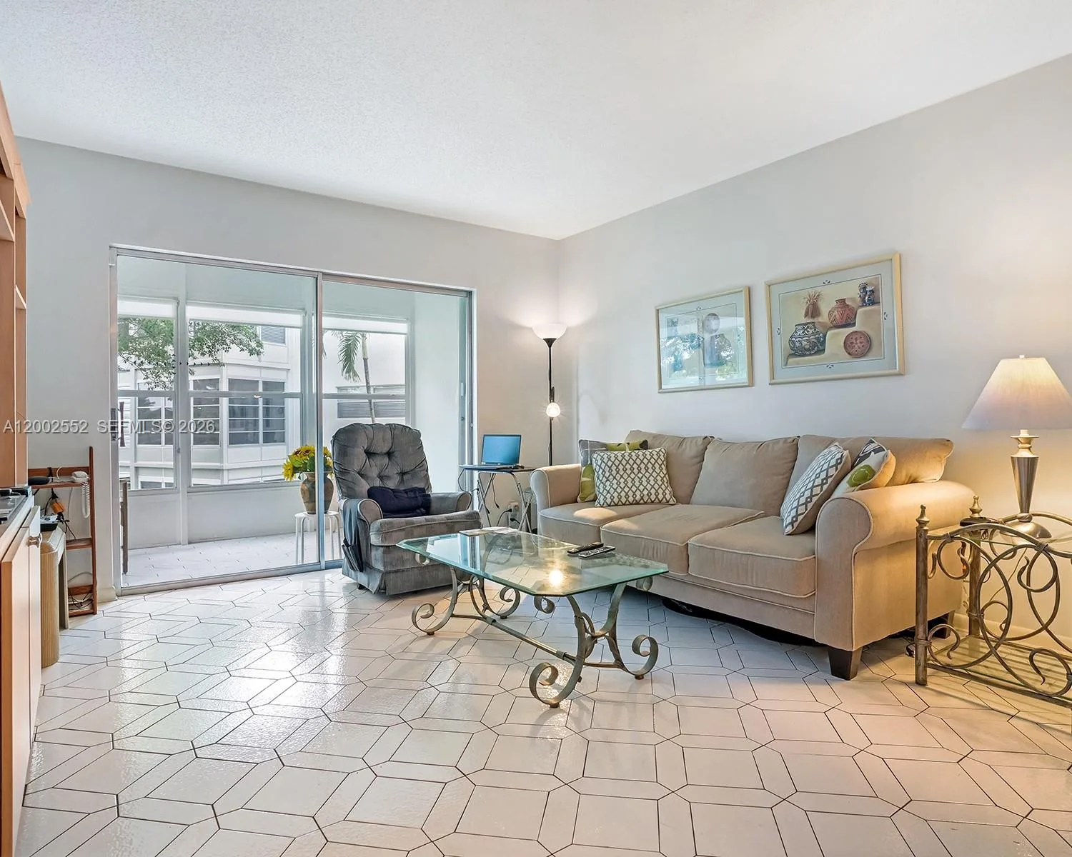 4806 NW 36th St # 515, Lauderdale Lakes, FL 33319 photo 3