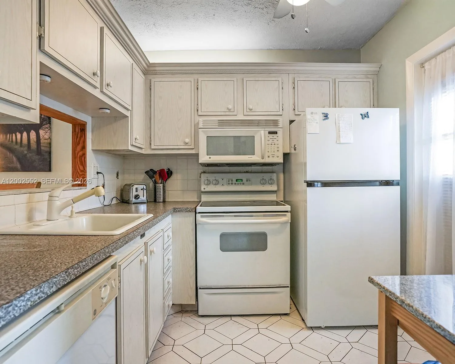 4806 NW 36th St # 515, Lauderdale Lakes, FL 33319 photo 6