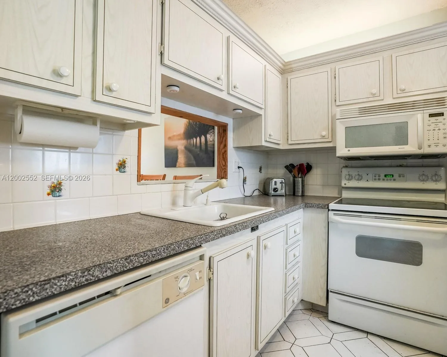 4806 NW 36th St # 515, Lauderdale Lakes, FL 33319 photo 7