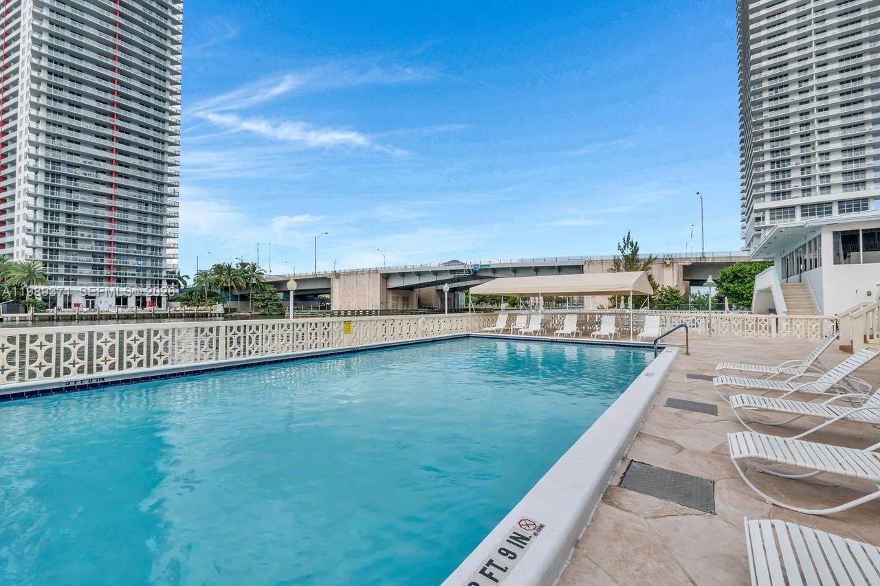 1825 S Ocean Dr # 407, Hallandale Beach, FL 33009 photo 4