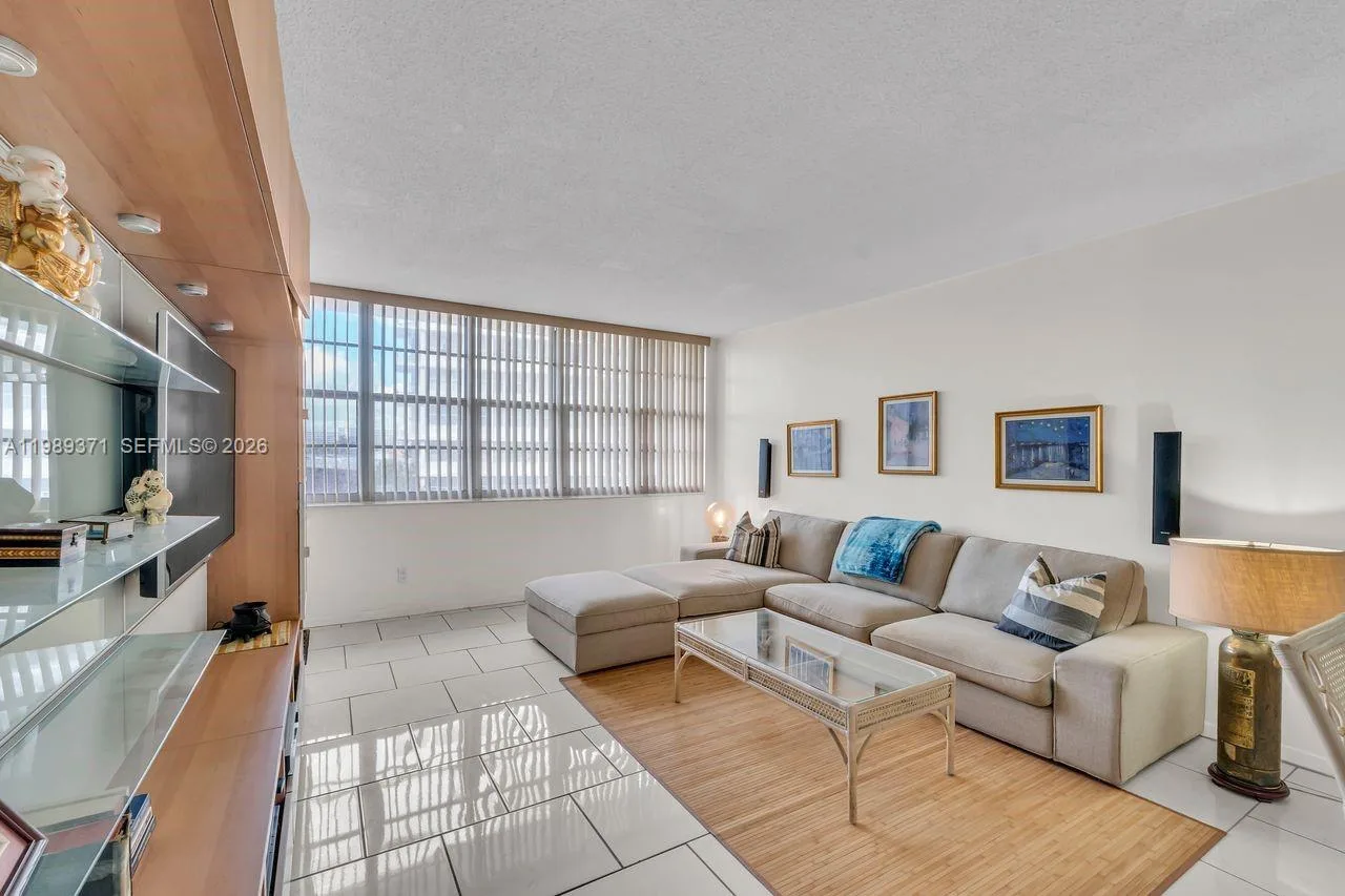 1825 S Ocean Dr # 407, Hallandale Beach, FL 33009 photo 8