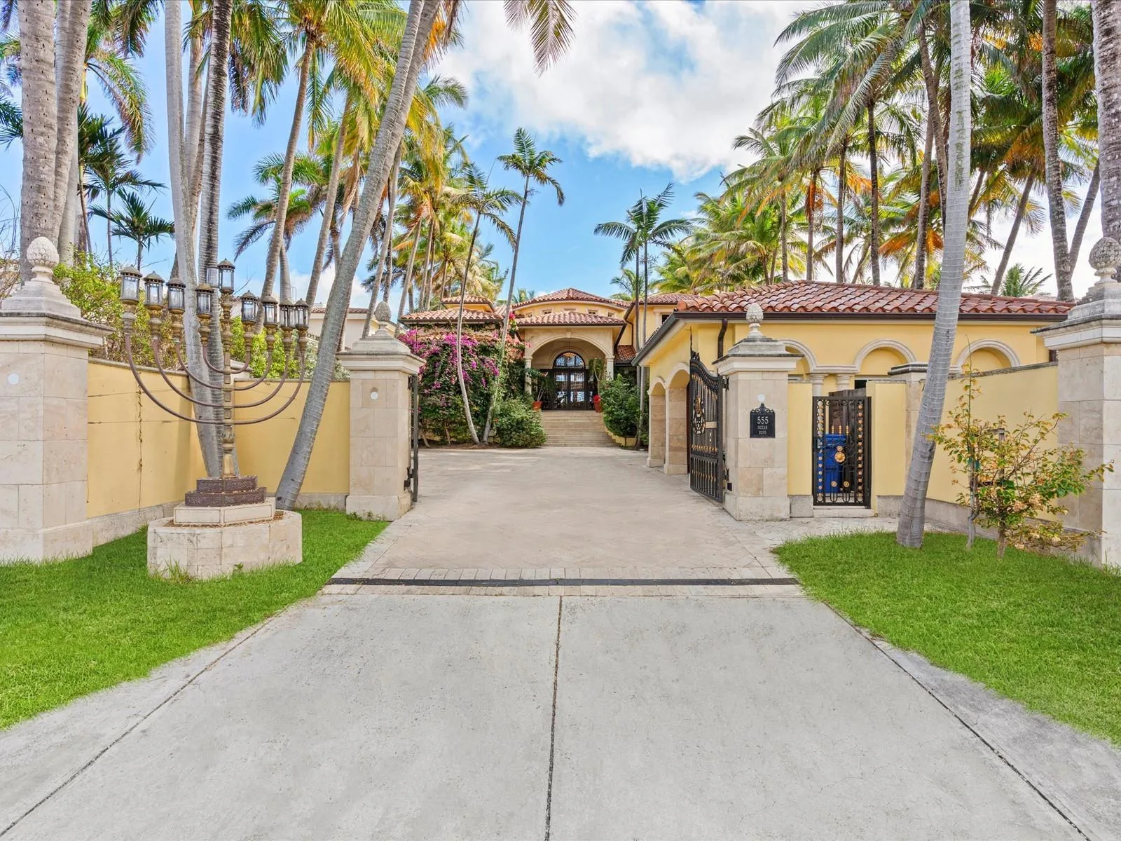 555 Ocean Boulevard, Golden Beach, FL 33160