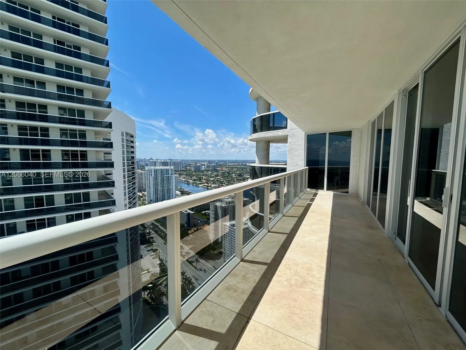 1800 S Ocean Dr # 4005, Hallandale Beach, FL 33009 photo 4