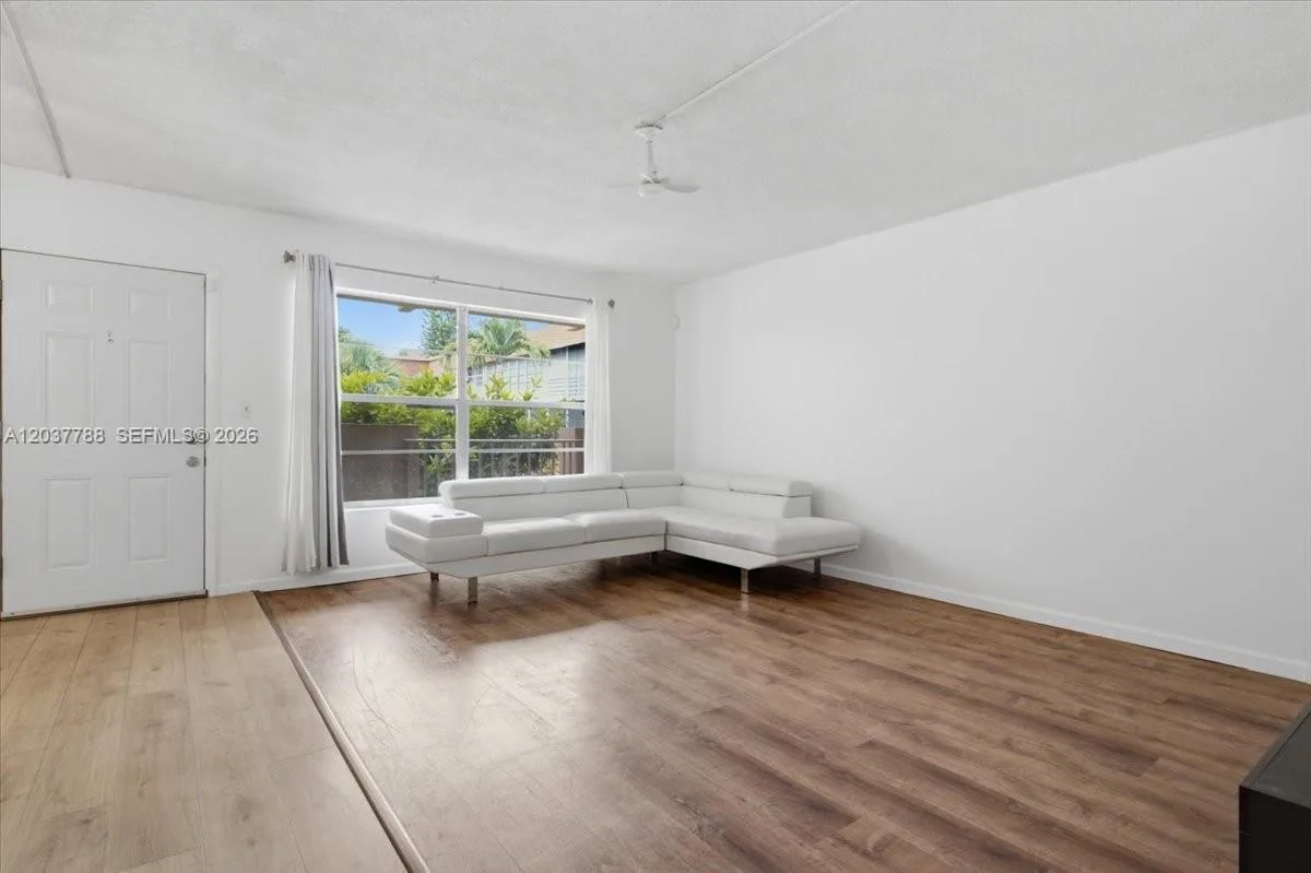 3071 NW 47th Ter # 227, Lauderdale Lakes, FL 33313