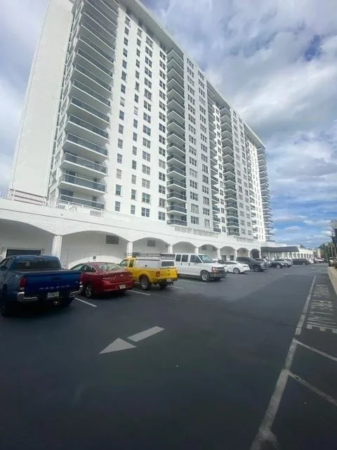 3015 N Ocean Boulevard # C122, Fort Lauderdale, FL 33308