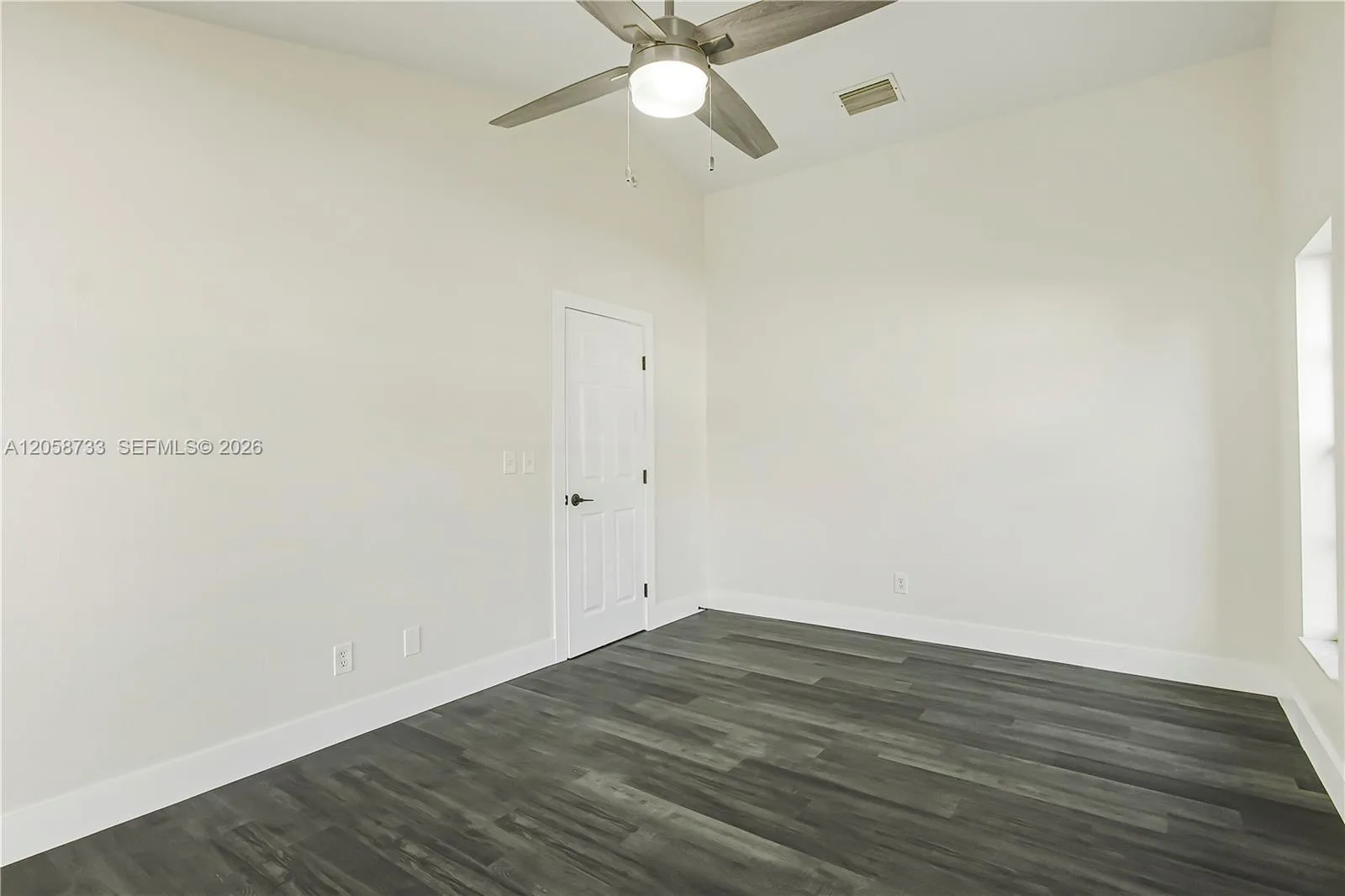 2935 SW 1st Pl, Cape Coral, FL 33914 photo 9