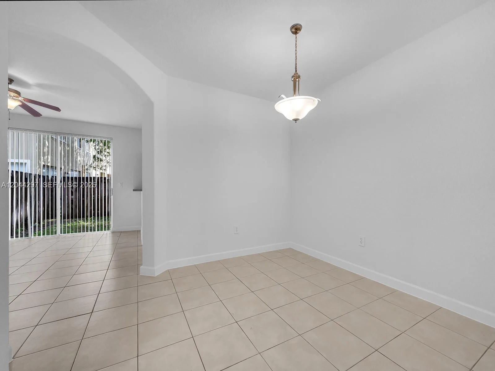 2482 SE 15th Ct, Homestead, FL 33035 photo 6