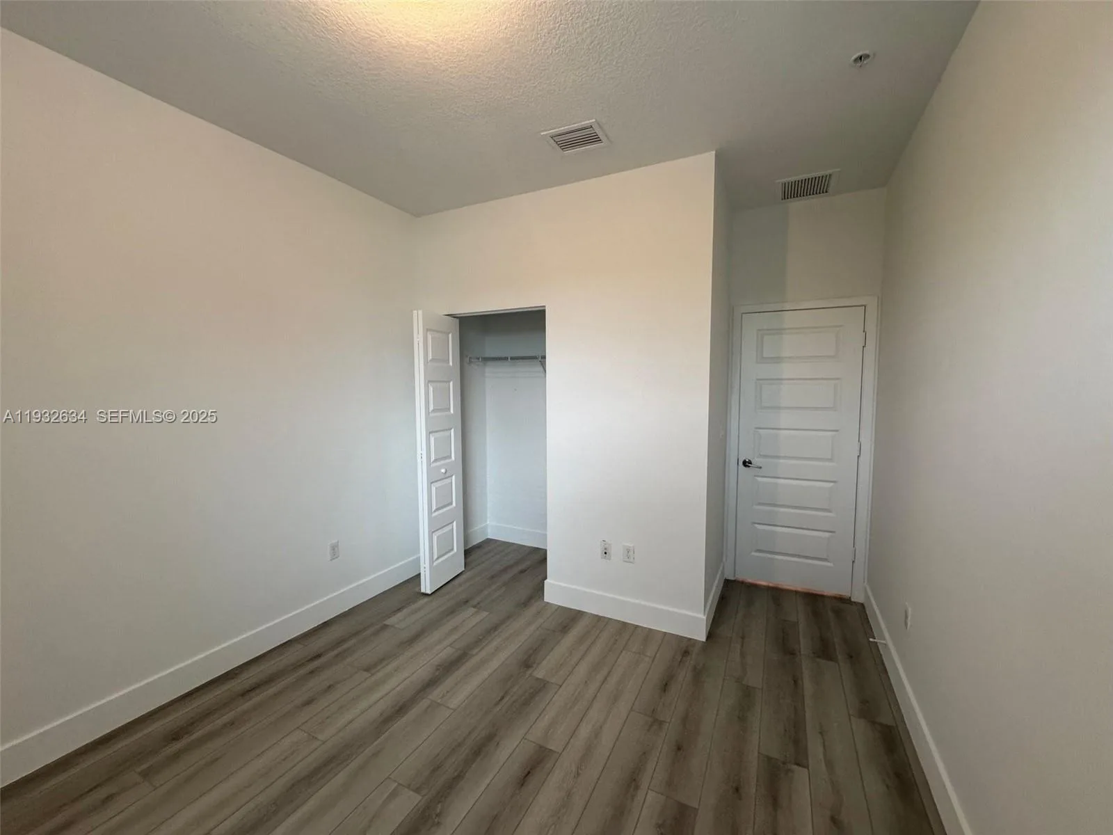 10461 NW 82nd St # 6, Doral, FL 33178 photo 12
