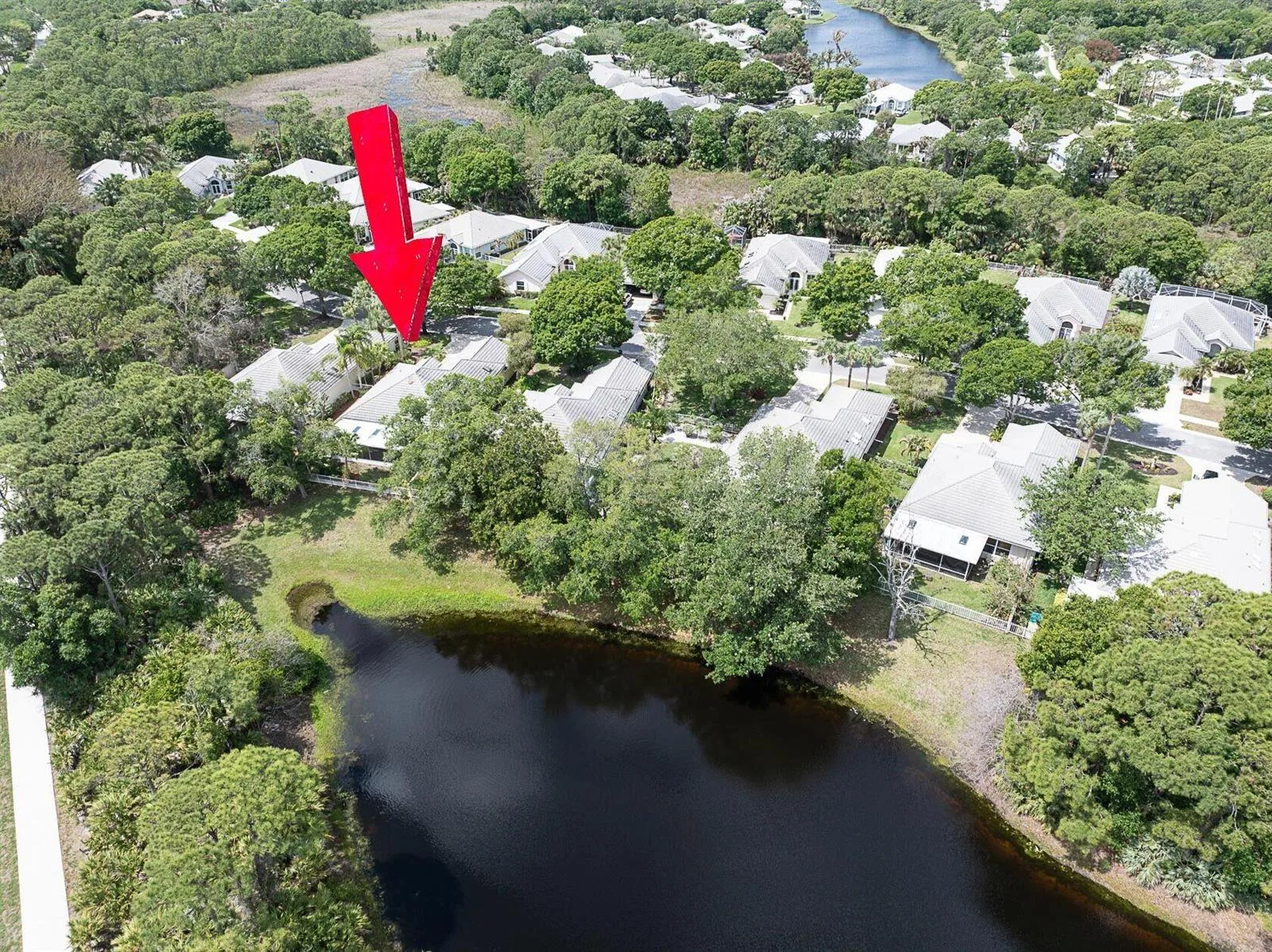 7627 SE Fiddlewood Lane, Hobe Sound, FL 33455 photo 2