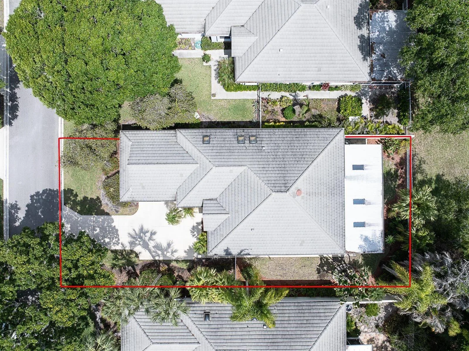 7627 SE Fiddlewood Lane, Hobe Sound, FL 33455 photo 3