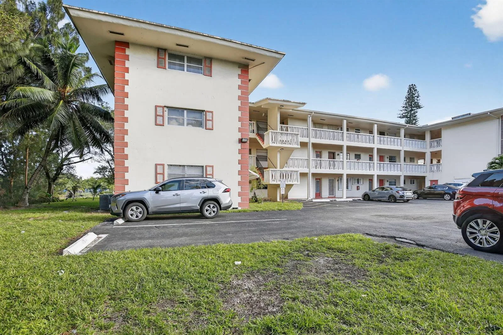 4770 NW 10th Court # 104, Plantation, FL 33313 photo 4