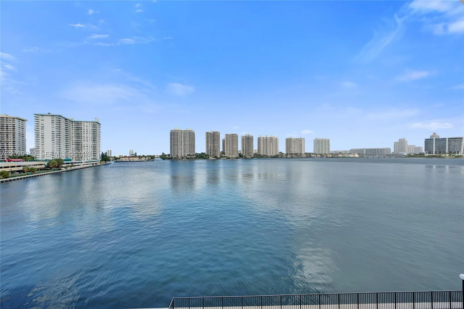 17500 N Bay Rd # S403, Sunny Isles Beach, FL 33160