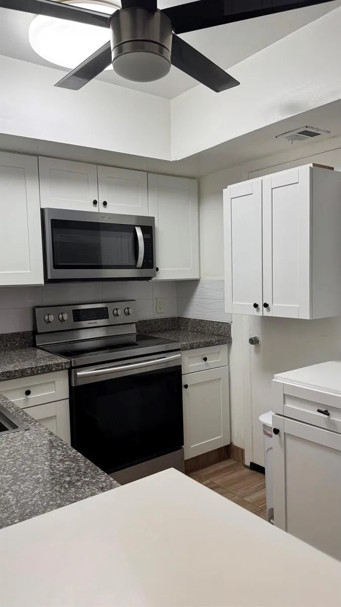 3701 JACKSON Street # 409, Hollywood, FL 33021 photo 4