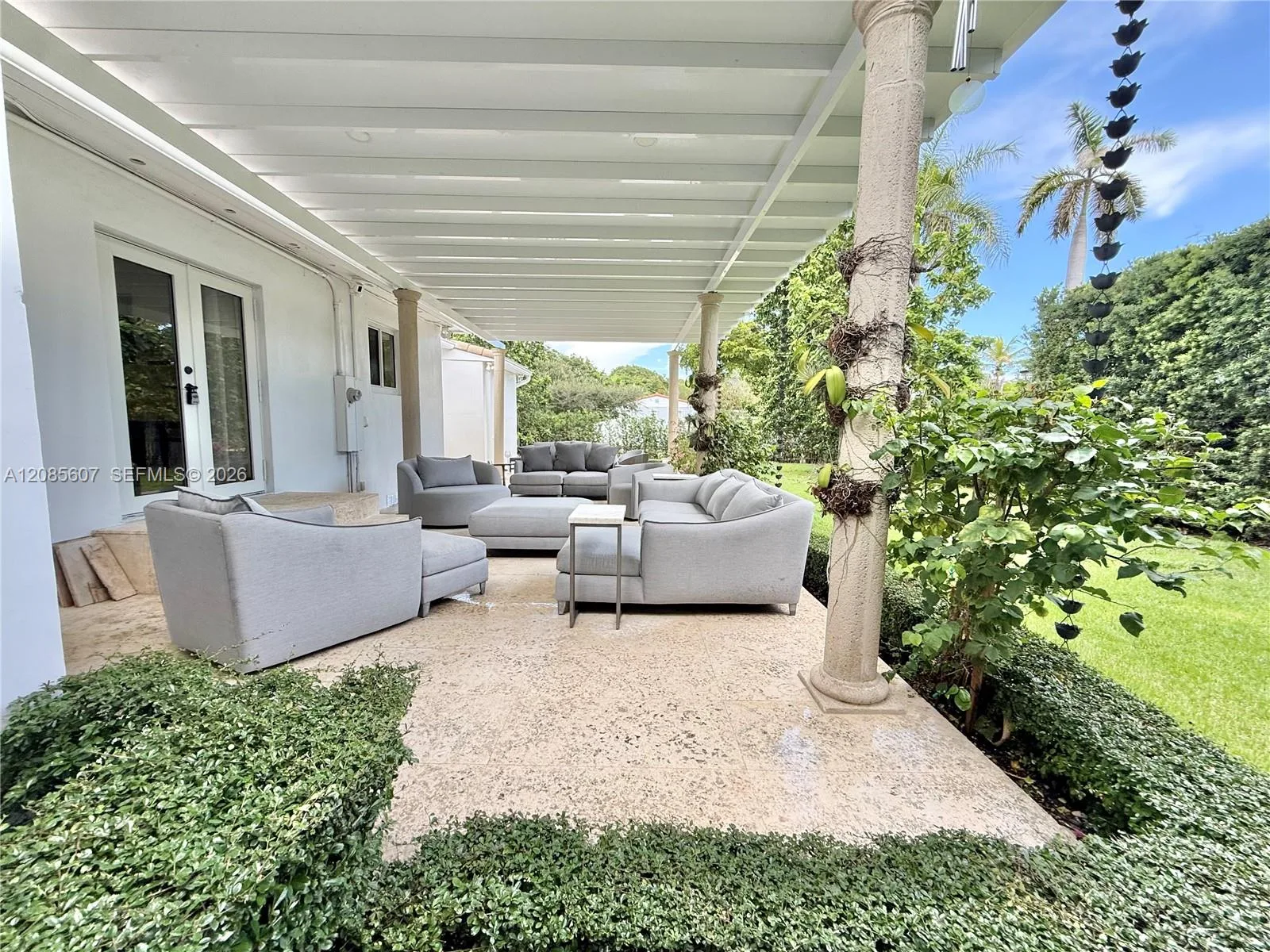 2001 Coral Gate Dr, Miami, FL 33145