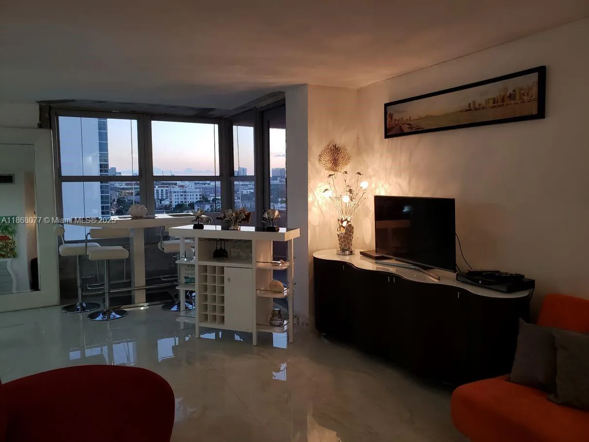 2899 Collins Ave # 1516, Miami Beach, FL 33140 photo 13