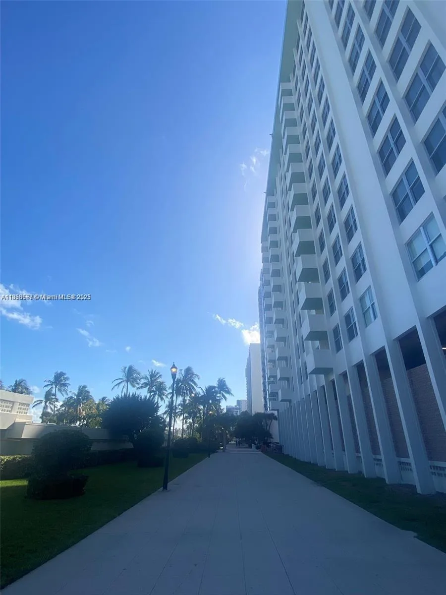 2899 Collins Ave # 1516, Miami Beach, FL 33140 photo 7