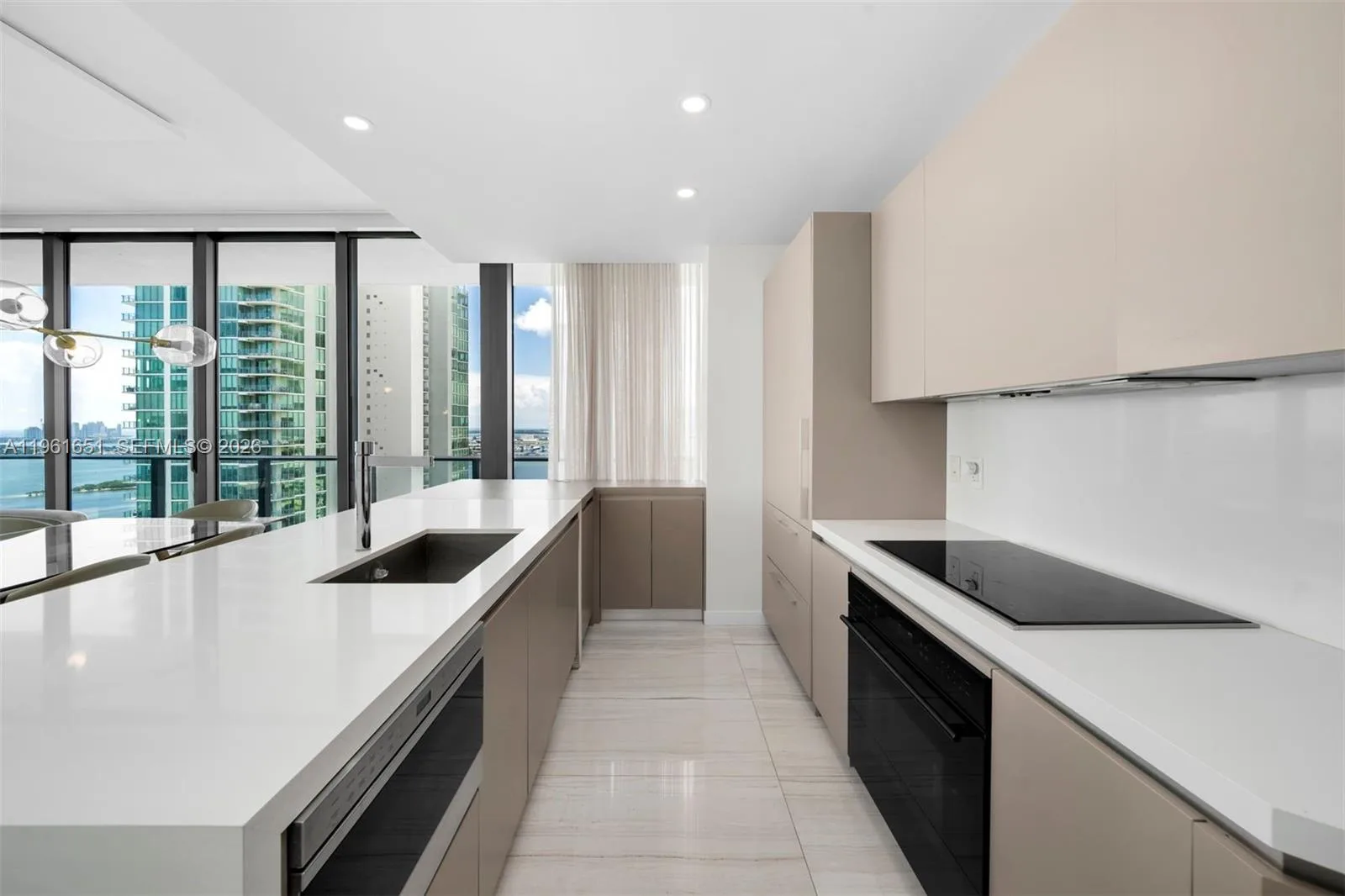 480 NE 31st St # 3401, Miami, FL 33137 photo 5