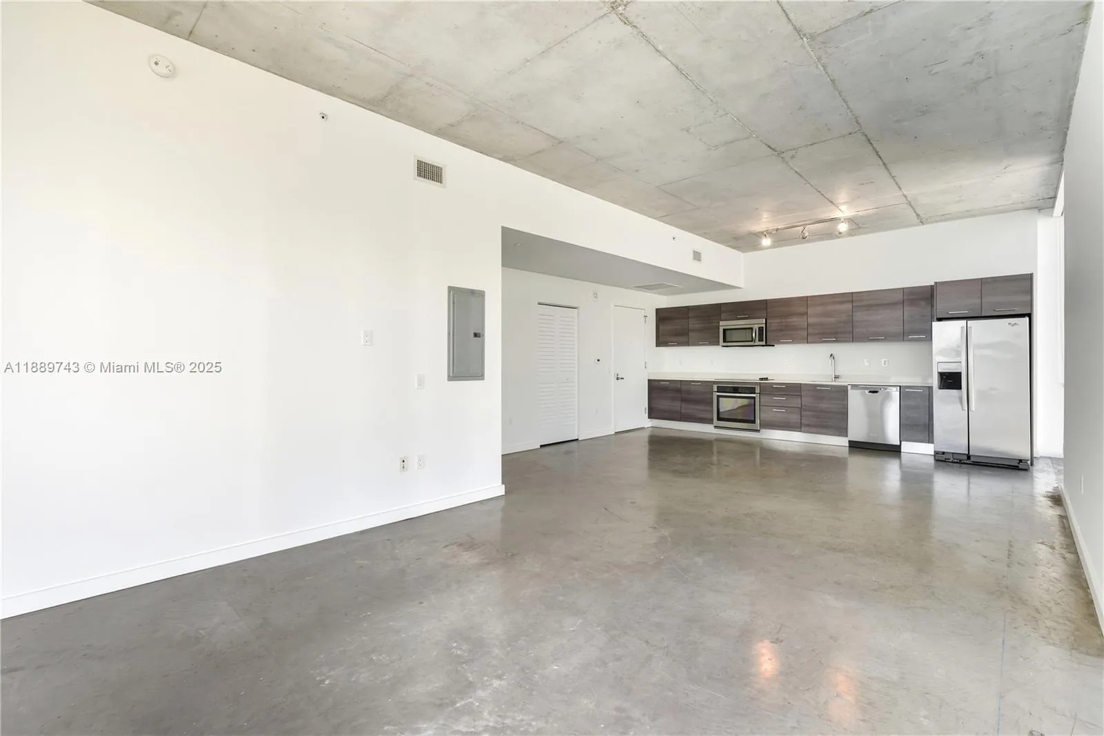 151 SE 1st Street # 2002, Miami, FL 33131 photo 3