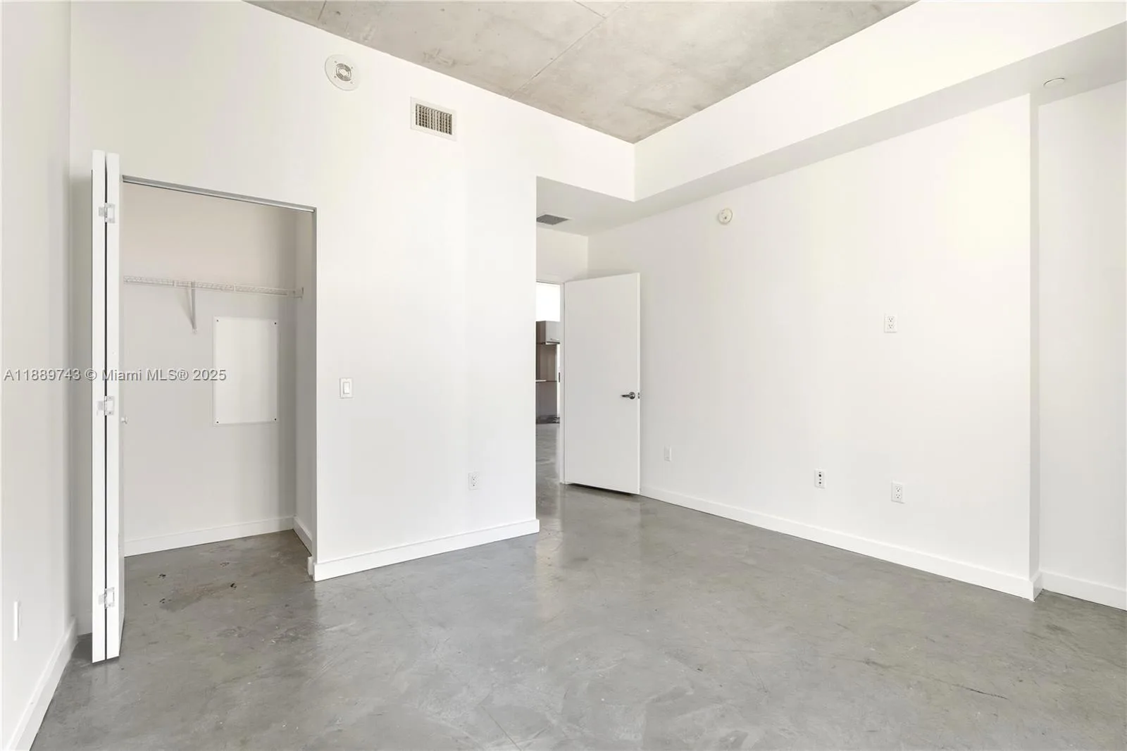 151 SE 1st Street # 2002, Miami, FL 33131 photo 7