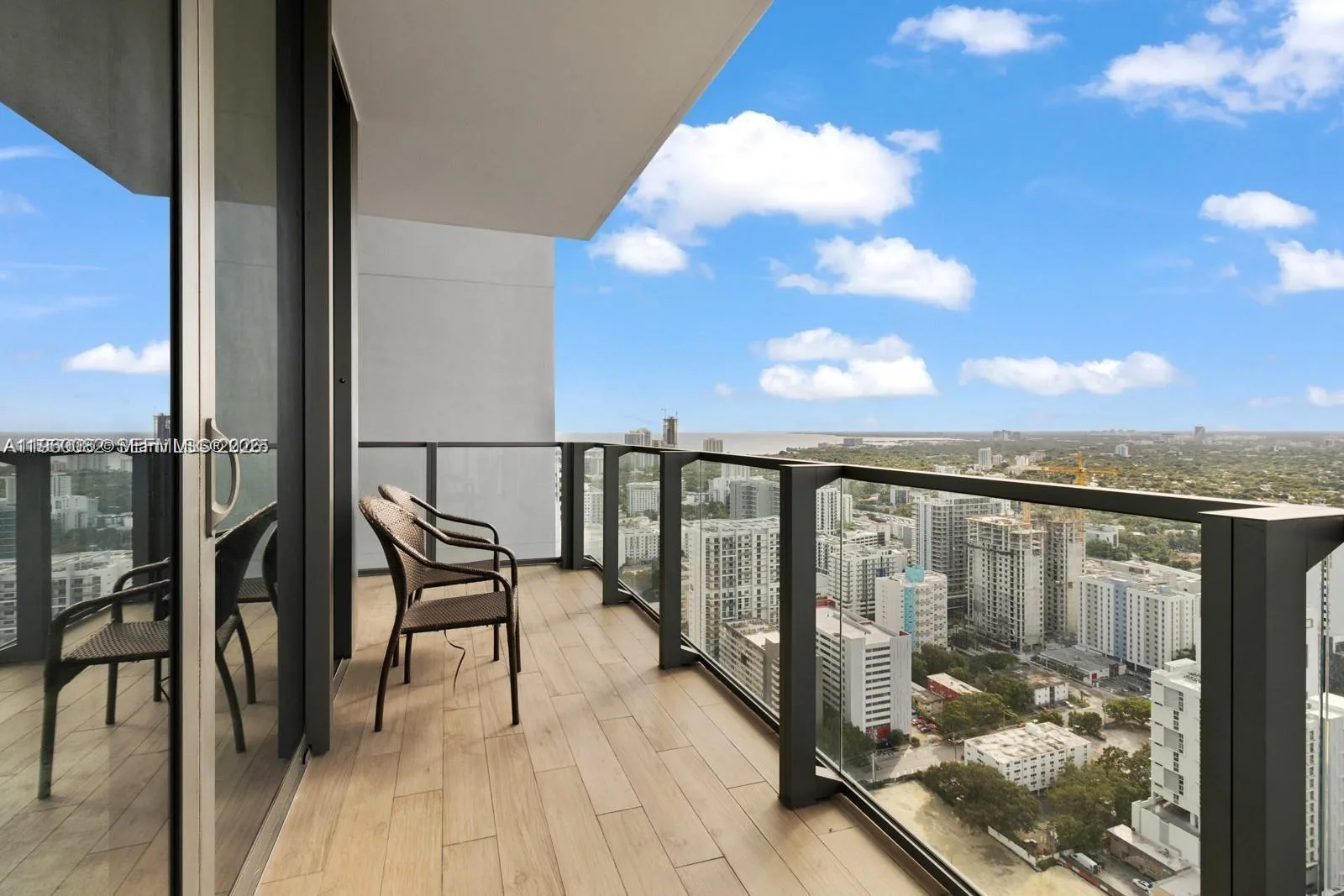 88 SW 7th St # 3410, Miami, FL 33130 photo 5