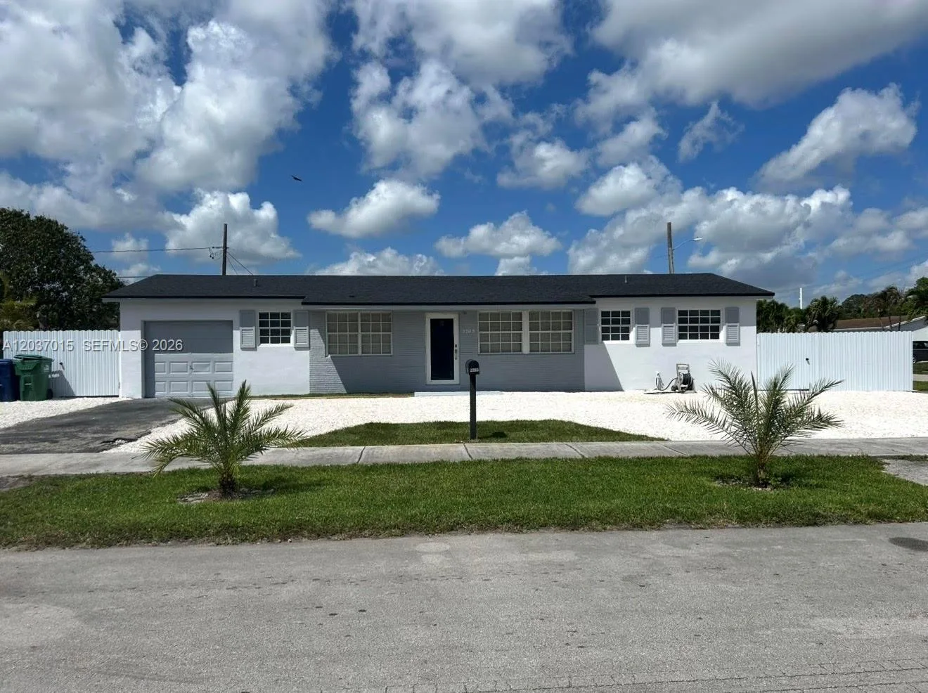 2765 NW 212th St, Miami Gardens, FL 33056